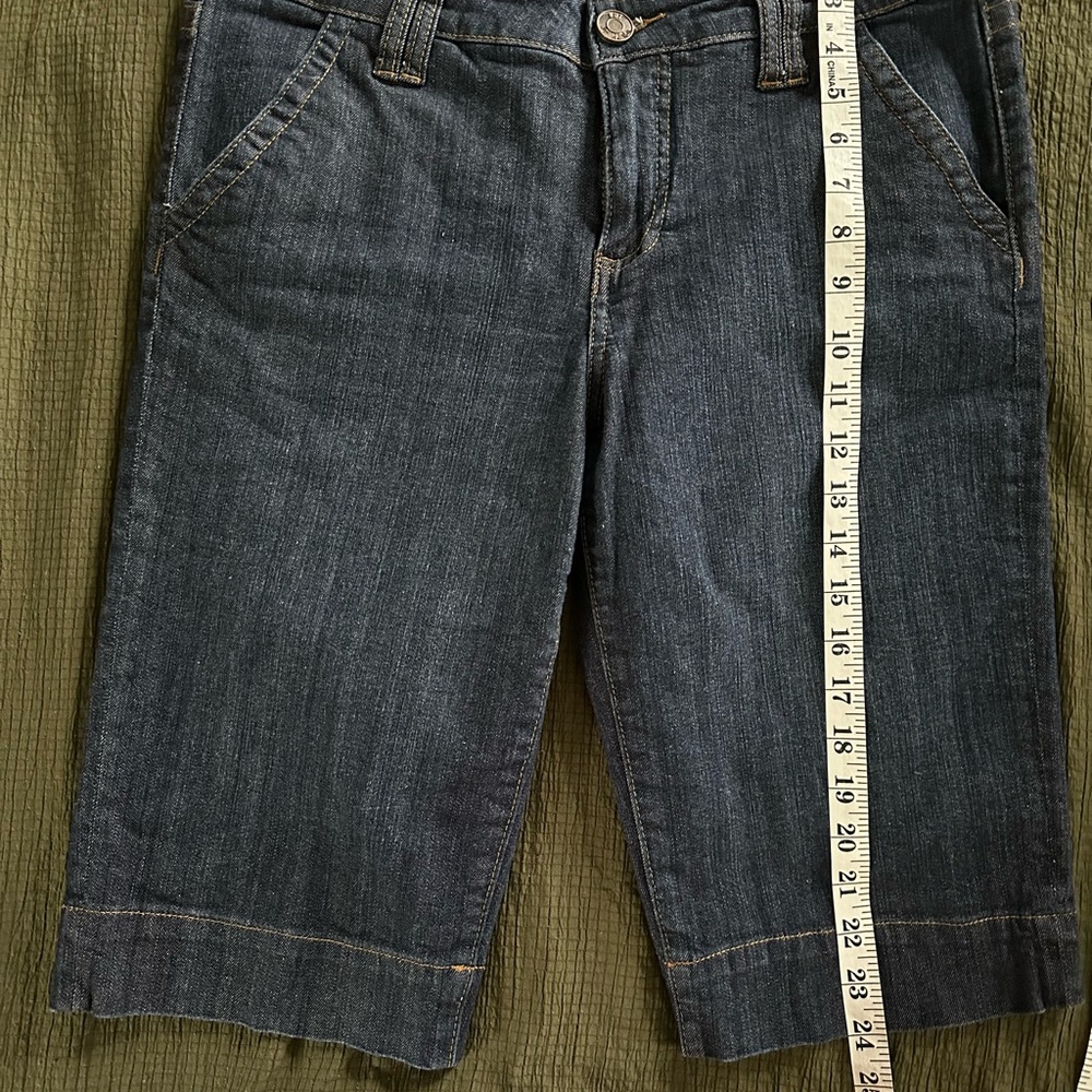 Kut from the Kloth denim shorts - Picture 3 of 4